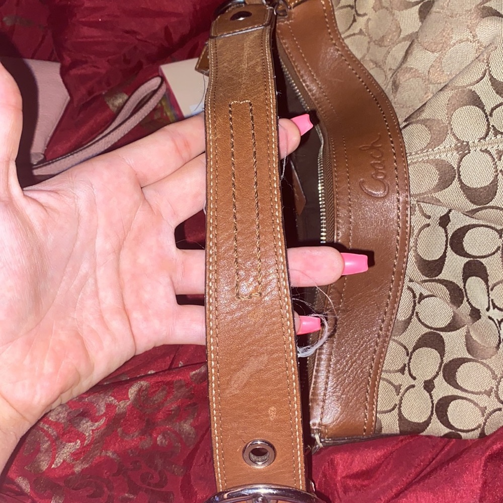 coach purse®️✔️ - Picture 6 of 6